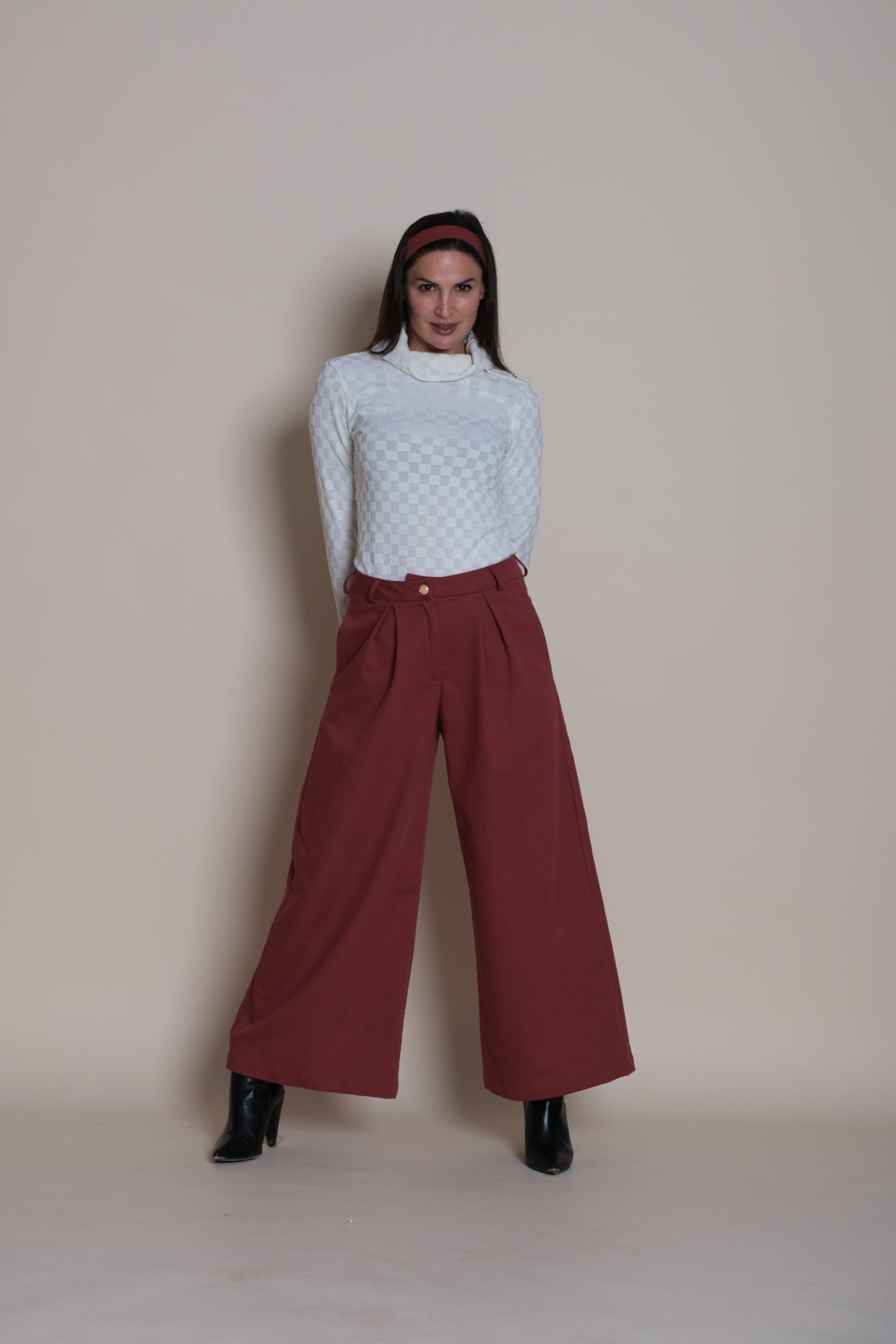 Caprice Pleated Trousers Burgundy